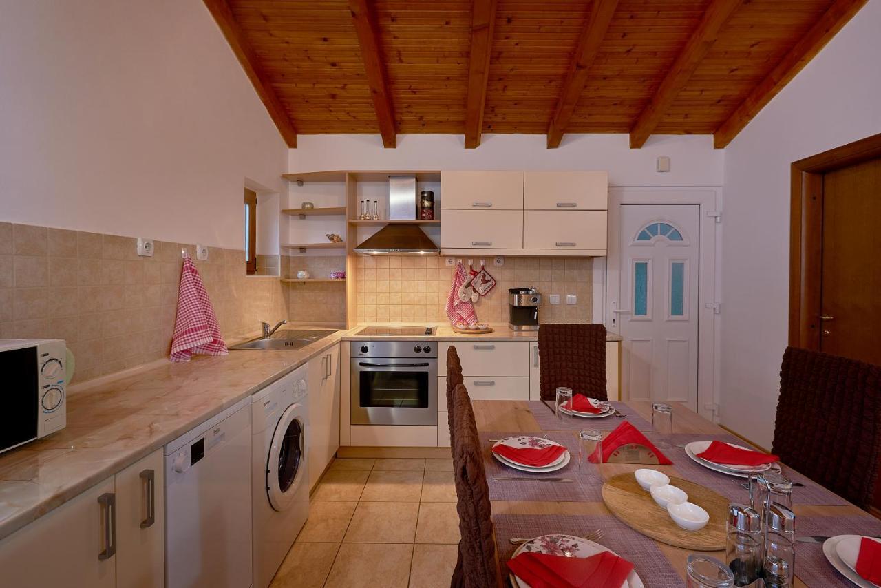 Prčanj Apartman Kati מראה חיצוני תמונה