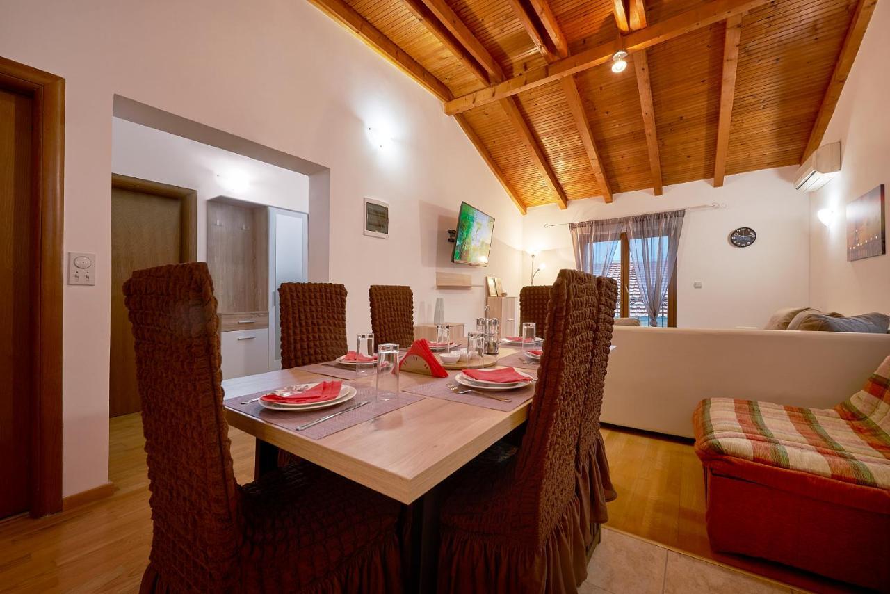 Prčanj Apartman Kati מראה חיצוני תמונה